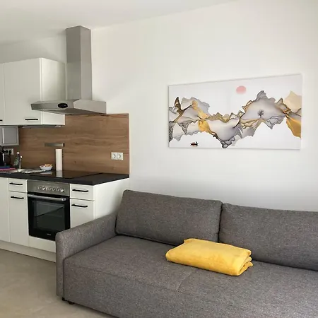 Promenade By Bestchoice - Self Check-in With Parking Option דירה