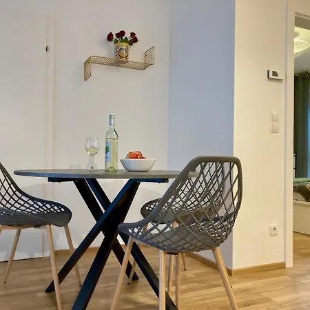 Promenade By Bestchoice - Self Check-in With Parking Option * גראץ