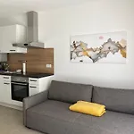 Promenade By Bestchoice - Self Check-in With Parking Option Apartment