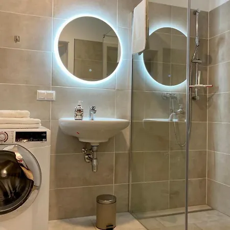 Promenade By Bestchoice - Self Check-in With Parking Option Apartment Graz