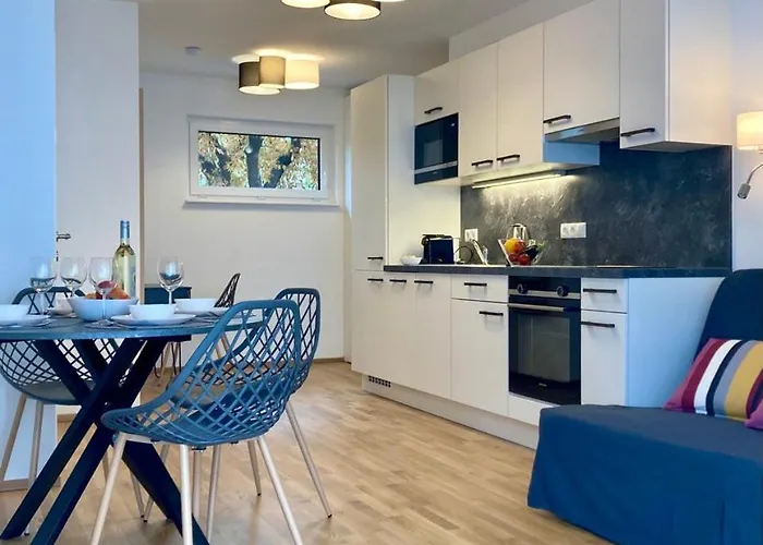 Promenade By Bestchoice - Self Check-in With Parking Option Apartament *